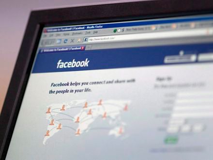 W Stanach rośnie Facebookowa obsesja