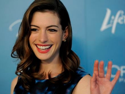 Zbyt ufna Anne Hathaway