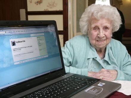 Zmarła najstarsza użytkowniczka internetu