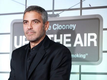 Clooney ma dość szampana i sławy