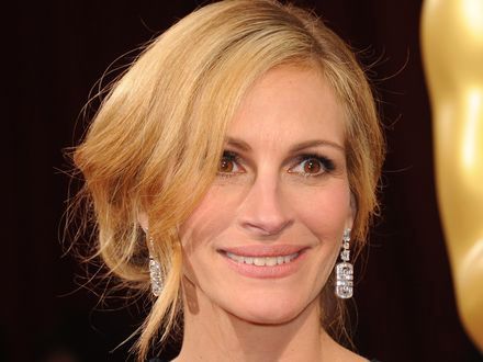 Julia Roberts u boku George'a Clooneya