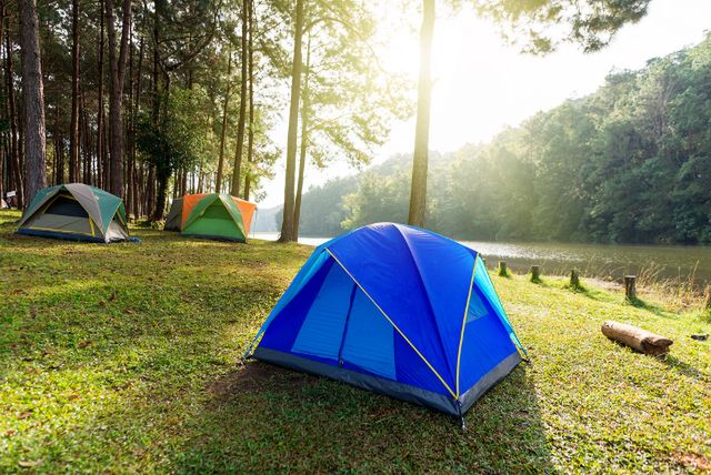 Jak wybrać najlepszy namiot na wakacje?