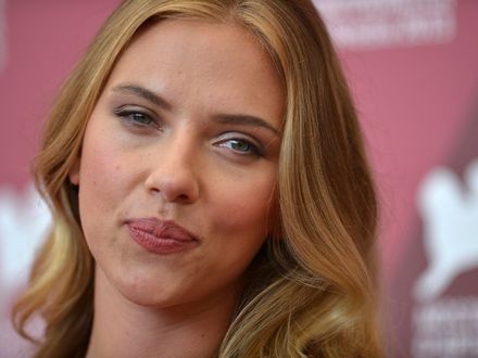 Scarlett Johansson zaręczona