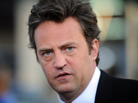 Matthew Perry dziękuje tabloidom