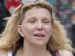 Courtney Love wygląda coraz gorzej