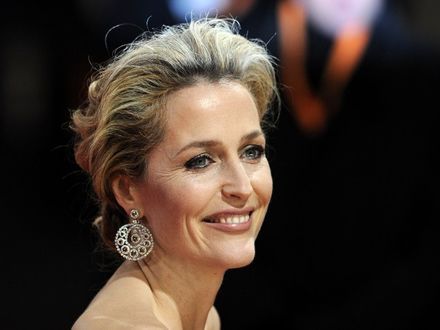 Gillian Anderson chce, aby córka najpierw poznała siebie, a potem mężczyzn