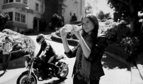 San Francisco Story - pikne kobiety i pikne motocykle