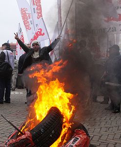 Kosy na sztorc przeciwko "traktowaniu z buta"