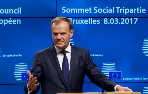 Donald Tusk wcale nie był "pewniakiem"? Na jaw wychodzą "napięte" relacje z Angelą Merkel