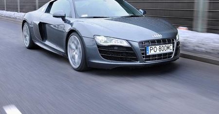 World Performance Car 2010 - Audi R8