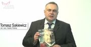 Tomasz Sakiewicz chce ścigać Donalda Tuska, ale nie wie gdzie go szukać. Pomylił Radę Europejską z Radą Europy