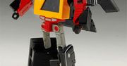 Robot, laptop, a może magnetofon? Nowy gadżet dla fanów Transformersów.