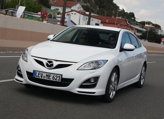 Mazda 6 po liftingu: Nowa twarz? Nie tylko