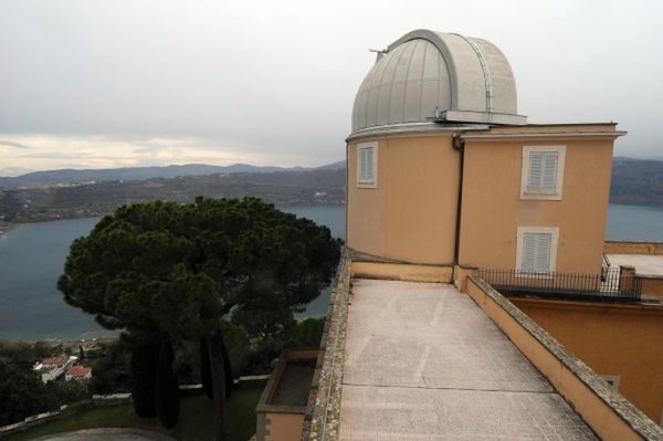 Wulkan Albano w pobliżu Castel Gandolfo, letniej rezydencji papieży