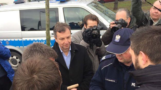 Politycy PO spisywani przez policję