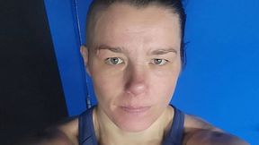 Miała pobić swoją partnerkę. "Obezwładniało ją 8 funkcjonariuszy"