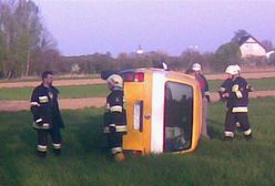 Wypadek z dachowaniem w Opolskiem