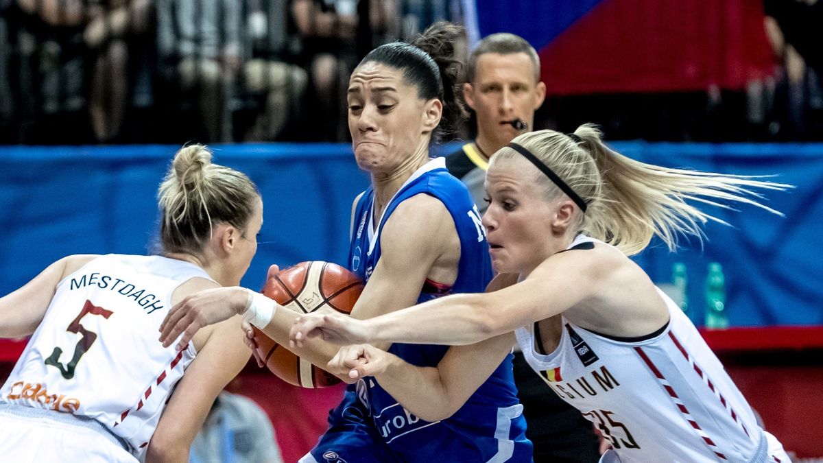 Zdjęcie okładkowe artykułu: PAP/EPA / Martin Divisek / Belgia ogrywa Grecję w meczu o brąz EuroBasketu