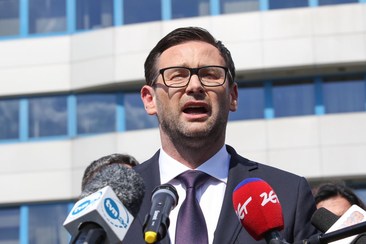 Rząd Tuska wyciągnie z Orlenu 15 mld zł? Daniel Obajtek komentuje