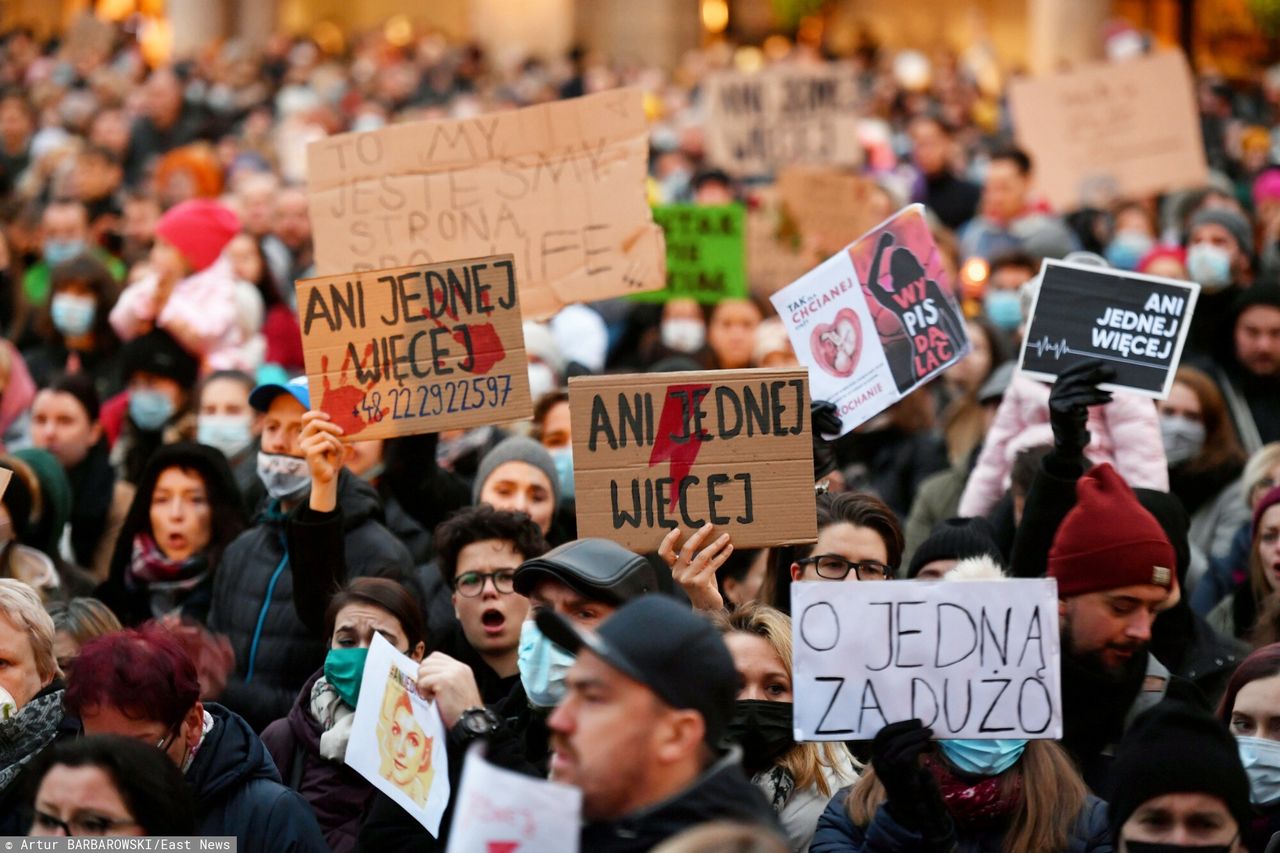 Protesty po śmierci 30-letniej Izy z Pszczyny 