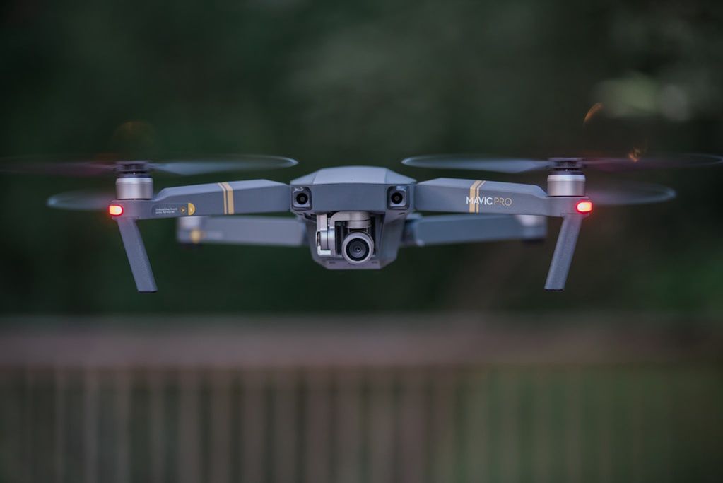 Jak zacząć przygodę z fotografią dronową?