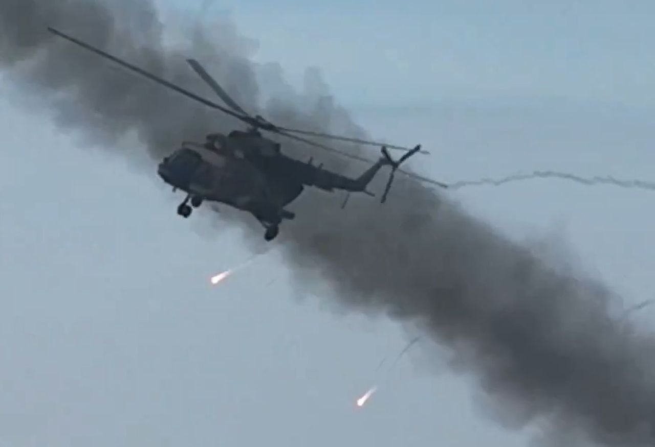 Atak Mi-17 na pozycje Rosjan