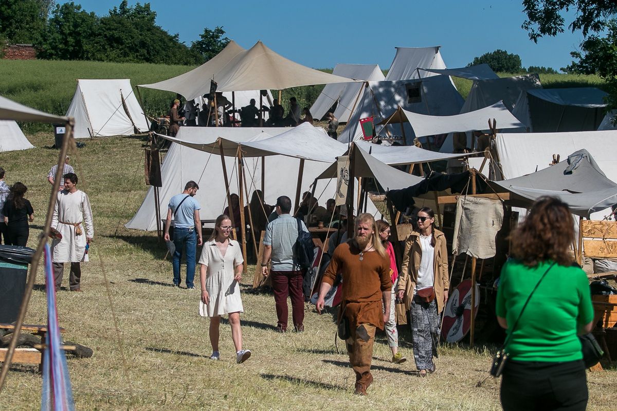 Ląd nad Wartą ożywa historią. Trwa XXI Festiwal Kultury Słowiańskiej i Cysterskiej