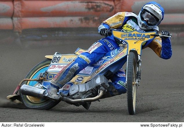 Szymon Kiełbasa przeszedł z Kolejarza Rawag Rawicz do KSM Krosno