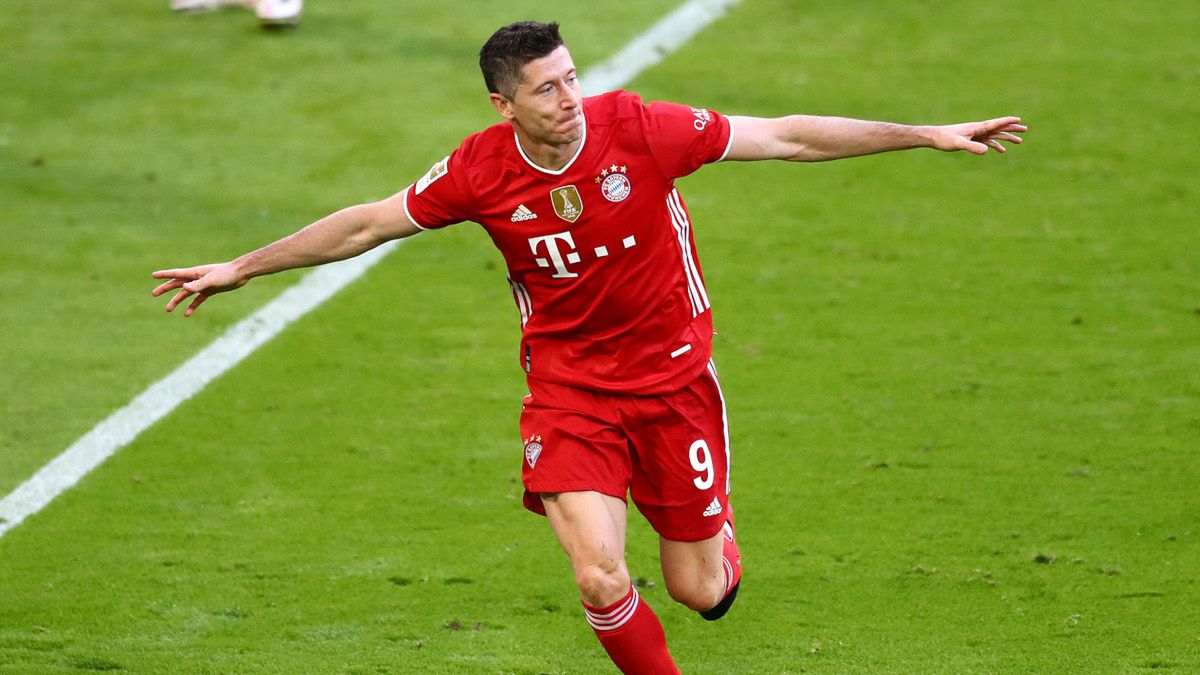 Getty Images / Matthias Schrader  / Na zdjęciu: Robert Lewandowski