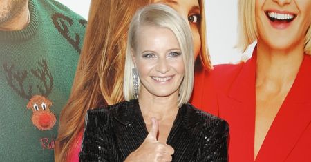 Szykowna Małgorzata Kożuchowska w cekinowym garniturze przyciąga spojrzenia na premierze filmu (ZDJĘCIA)
