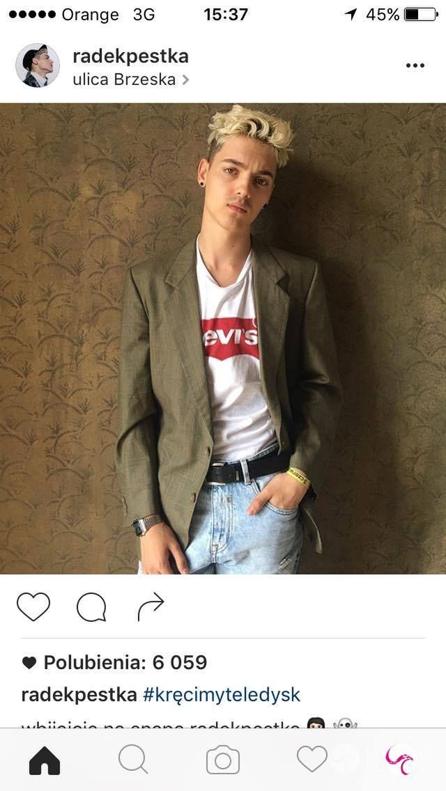 Radek Pestka zmienił fryzurę?