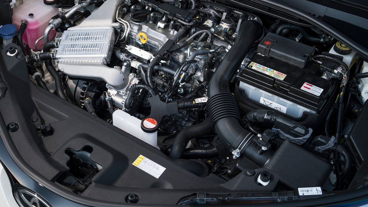 CH-R to obecnie najpopularniejszy hybrydowy model w Polsce