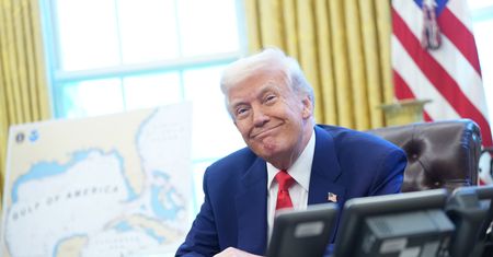 Trump wycofa wojska z Europy? "To zależy"