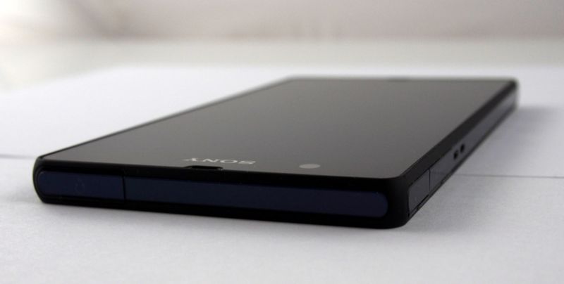 Sony Xperia Z - potężna specyfikacja, świetne wykonanie i wodoodporność  [test] 6