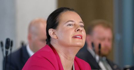 Gratulowała Morawieckiemu ws. Turowa. Anna Zalewska o nagraniu posłanki PiS