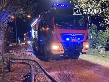 Warszawa: Tragiczny pożar altanki na Bielanach. Jedna osoba nie żyje, druga została ranna