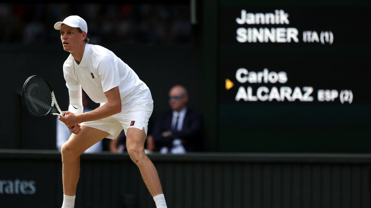 PAP/EPA / Neil Hall / Jannik Sinner w finale Wimbledonu w 2025 roku