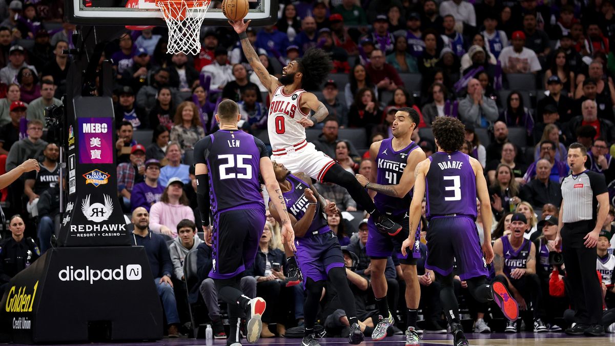Zdjęcie okładkowe artykułu: Getty Images / Ezra Shaw / Na zdjęciu: Koszykarze podczas meczu Sacramento Kings - Chicago Bulls.