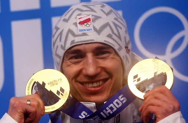 Kamil Stoch nie startował na przedolimpijskiej próbie w Krasnajej Polanie. Nie przeszkodziło mu to zdobyć dwóch złotych medali