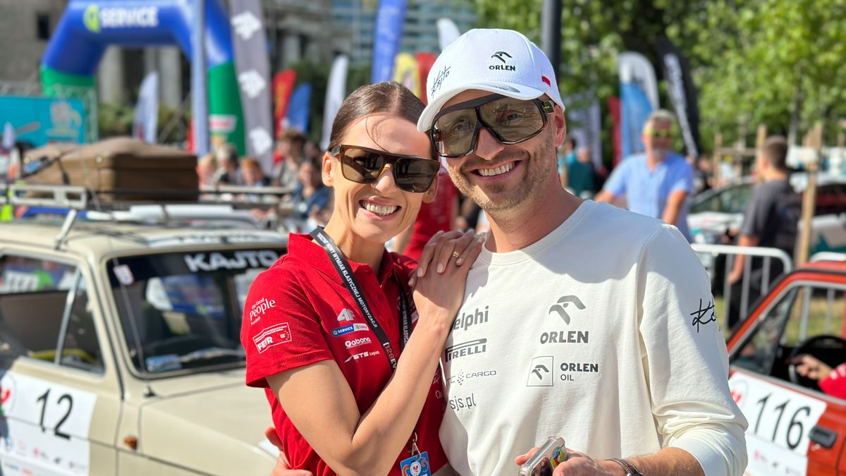 Materiały prasowe / kajto.pl / Na zdjęciu: Kajetan Kajetanowicz z małżonką