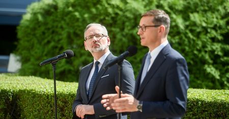 Rząd mnoży obietnice, a co z pieniędzmi na ochronę zdrowia? Ekspert: "system jest w zapaści"