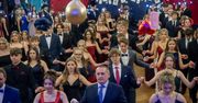 Poznań: Bal maturalny. Tak na studniówce wyglądali uczniowie VI LO
