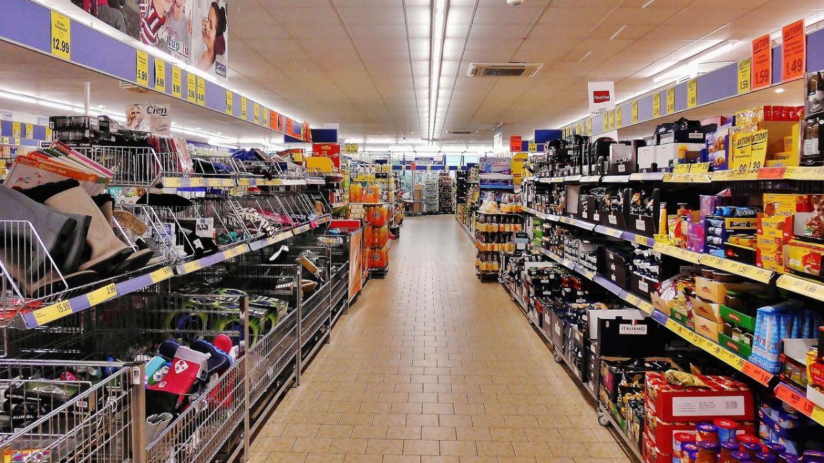 Czy można robić zakupy na wszystkich świętych?