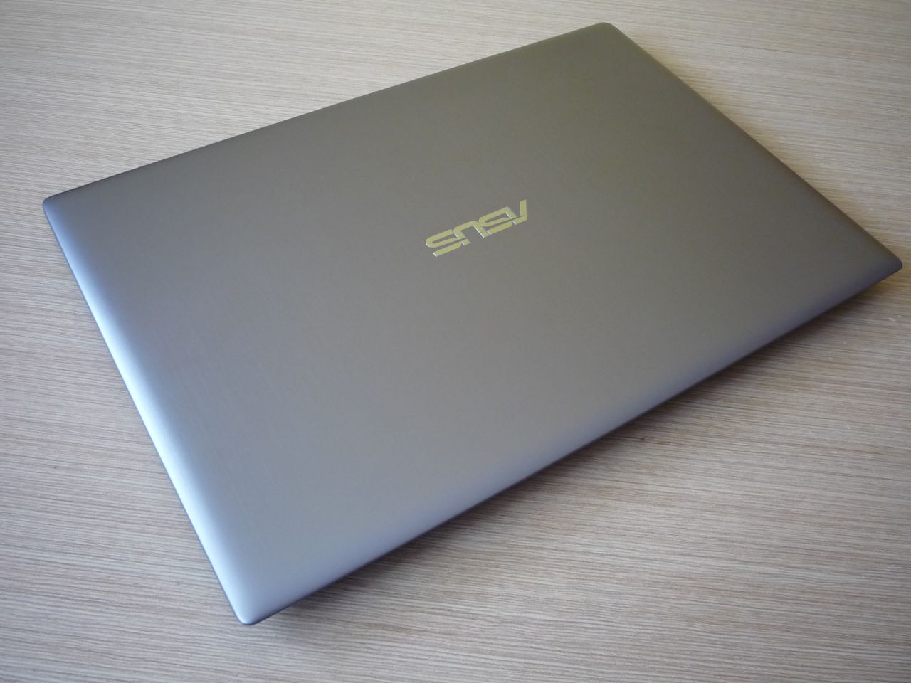 Asus VivoBook U38N