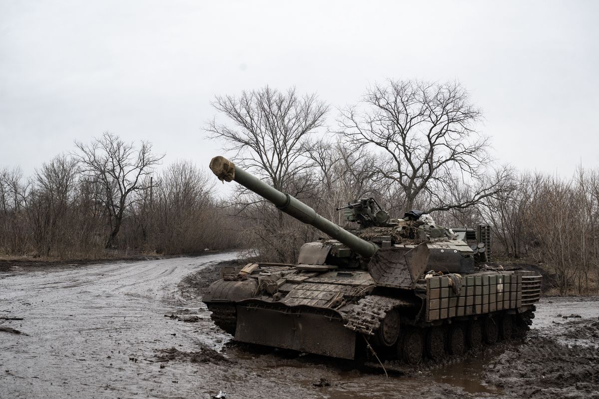 Wojna w Ukrainie. Rosja zwiększa produkcję broni