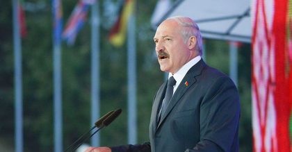 Białoruski rubel pokonał psychologiczną barierę