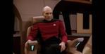 Patrick Stewart śpiewającym kowbojem