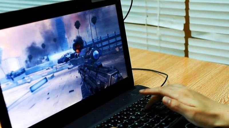 Haptix zmieni dowolną powierzchnię w ekran z multidotykiem. Warto rzucić dla niego studia? 1