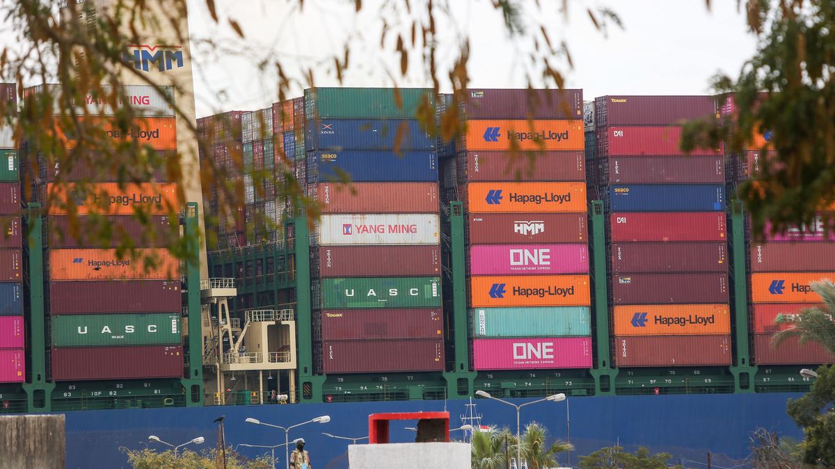 A container ship, operated by HMM Ltd., passes along the Suez Canal in Ismailia, Egypt, on Tuesday, March 30, 2021. Ships were starting to move in the Suez Canal after the dislodging of the giant Ever Given container ship cleared the key trade route for traffic. Photographer: Islam Safwat/Bloomberg via Getty Images