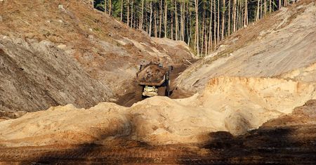 Przekop Mierzei Wiślanej. W ziemi kryje się znacznie więcej bursztynu, niż sądzono